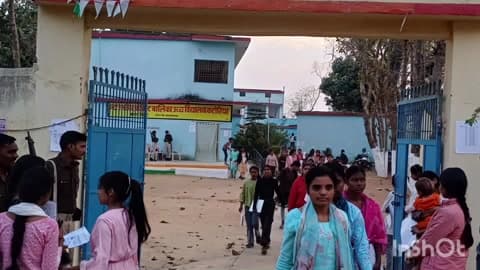 कटोरिया: मैट्रिक परीक्षा के चौथे दिन कटोरिया के तीन केंद्रों पर 48 परीक्षार्थी अनुपस्थित रहे