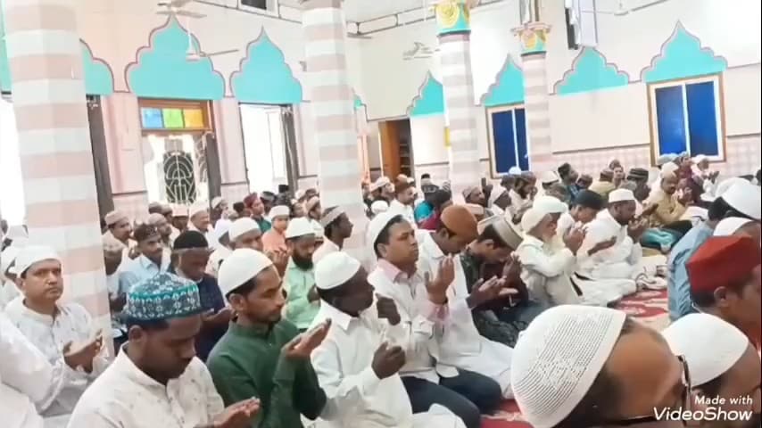 मधुपुर: मधुपुर में रमज़ान के पहले जुमे पर मस्जिदों में उमड़ी भारी भीड़, इमाम ने बताई रोज़े की अहमियत