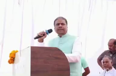 बकावंड: भाजपा की जन चौपाल में वन मंत्री केदार कश्यप ने सालेमेटा में योजनाओं की दी जानकारी