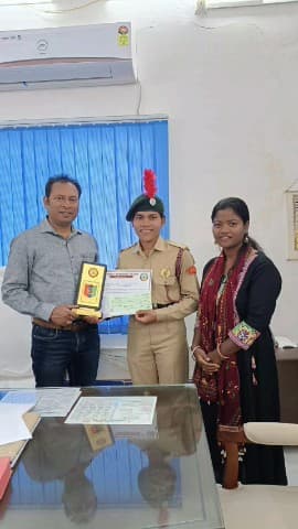 କୋଟପାଡ: ଜୟପୁର ବିକ୍ରମ ଦେବ ବିଶ୍ୱ ବିଦ୍ୟାଳୟ ରେ ଆଜି  ହିରା ସିସାଙ୍କୁ  ସମଦ୍ଧନା