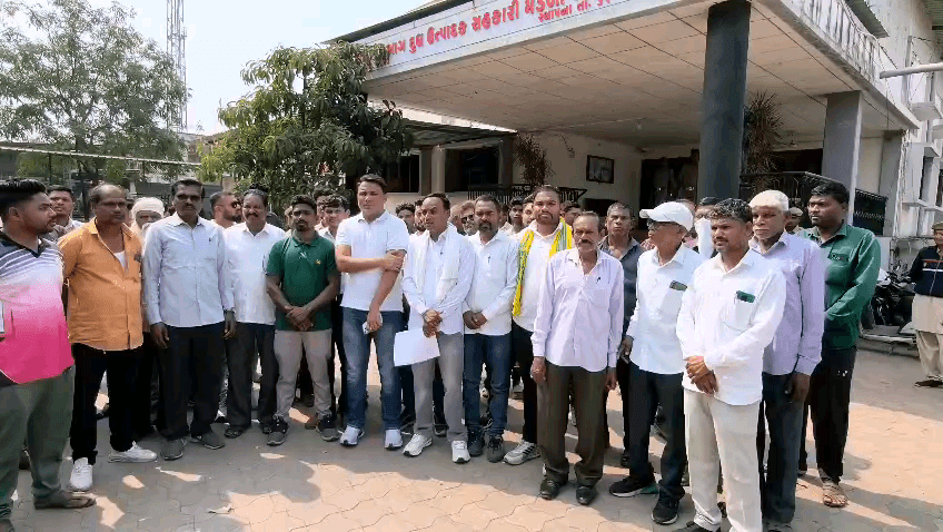 નેત્રંગ: શ્રી નેત્રંગ વિભાગ દૂધ ઉત્પાદક સહકારી મંડળી ખાતે થી શેરખાન પઠાણે આપી પ્રતિક્રિયા