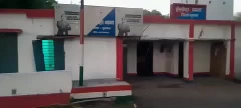 सरैयाहाट: सरैयाहाट/हंसडीहा थाना क्षेत्र के खुटहन हटिया के पास बाइक सवार अनियंत्रित होकर गिरा, हुआ घायल