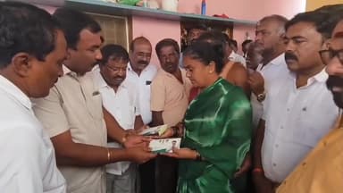 ದೇವನಹಳ್ಳಿ: ಹೊಸಕೋಟೆ ಅಪಘಾತ ಪ್ರಕರಣದಲ್ಲಿ ಸಾವನ್ನಪ್ಪಿದ ಗಗನ್ ಮನೆಗೆ ಭೇಟಿನೀಡಿ ಸಾಂತ್ವನ ಹೇಳಿ ಜೆಡಿಎಸ್ ಜಿಲ್ಲಾಧ್ಯಕ್ಷ ಮಂಜುನಾಥ್