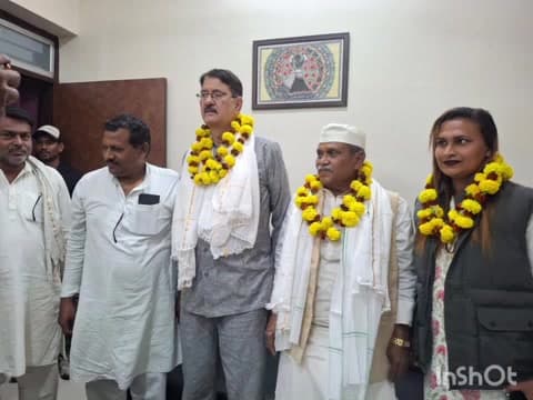 अलौली: परी सदन में प्रेस कॉन्फ्रेंस का आयोजन किया गया, पत्रकारों को दी गई जानकारी