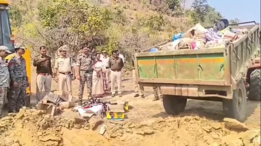 भानुप्रतापपुर: थाना कोरर में वर्षों से जप्त शराब एवं बिसरा का विधिवत नष्टिकरण किया गया
