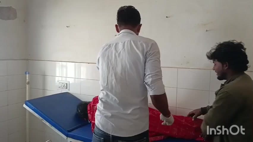 गावां: बाइक दुर्घटना में महिला गंभीर रूप से घायल, अस्पताल रेफर