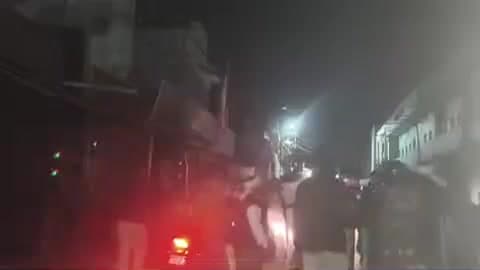 सिहोरा: सिहोरा के आजाद चौक में तेज आवाज पर दो पक्षों में विवाद के बाद पथराव, भगदड़ मची