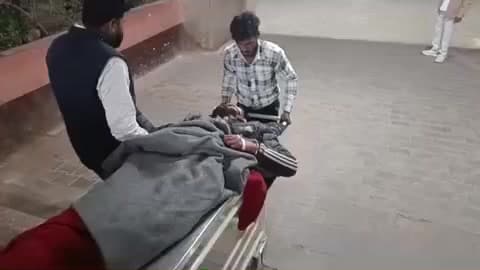 कायमगंज: गांव हुसैनपुर तराई निवासी बाइक सवार युवक अज्ञात वाहन की टक्कर से घायल, हालत गंभीर होने पर जिला अस्पताल से किया गया रेफर
