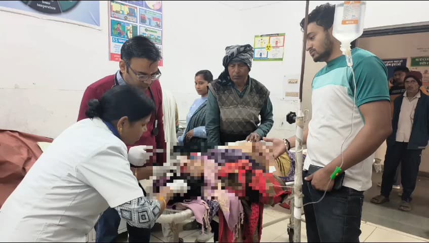 भरथना: लखना हाईस्कूल परीक्षा देने जा रहे बाइक सवार की टक्कर से पूर्व प्रधान गंभीर घायल, परीक्षार्थी भी जख्मी