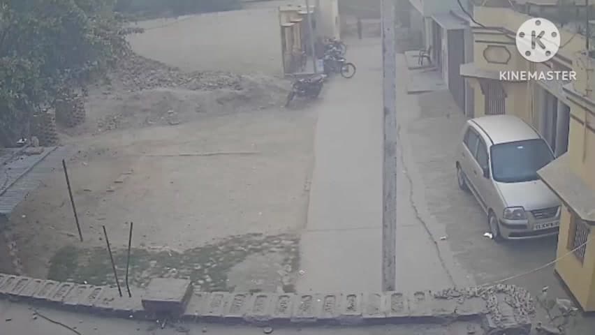 आंदर: आसांव एयरटेल टावर के पास कोचिंग से साइकिल चोरी करते चोर की सीसीटीवी में तस्वीर कैद, वीडियो वायरल