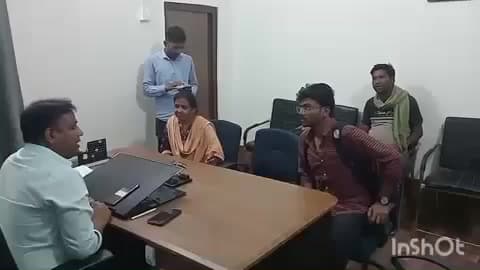 हसपुरा: प्रखंड कार्यालय के बीडीओ कक्ष में सात निश्चय के तहत जनता दरबार लगा, बीडीओ ने ग्रामीणों की समस्याएं सुनीं