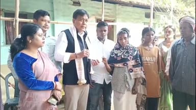 মাৰ্ঘেৰিটা: ডিগবৈত মাছ ব্যৱসায়ীয়ে হত্যা কৰা বুদ্ধেশ্বৰ গড়ৰ পৰিয়ালক ৫ লাখ টকাৰ চেক প্ৰদান বিধায়ক সুৰেন ফুকনে
