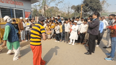 रोहिणी: सुल्तानपुरी बस टर्मिनल पर नुक्कड़ नाटक से नशा मुक्ति व महिला सुरक्षा का संदेश दिया गया