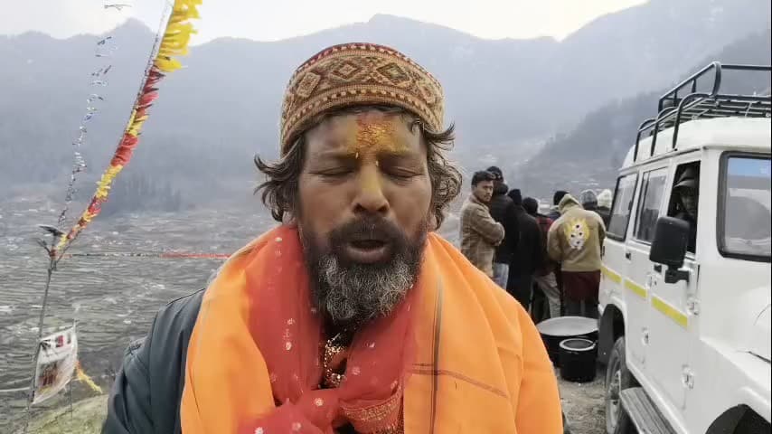 जोशीमठ: माँ कालिंका अब अपने मूल स्थान पर पहुंच गई हैं, ध्यानियों और देवता के पश्वा को बुलावा भेजा गया है, पश्व लक्ष्मण नेगी