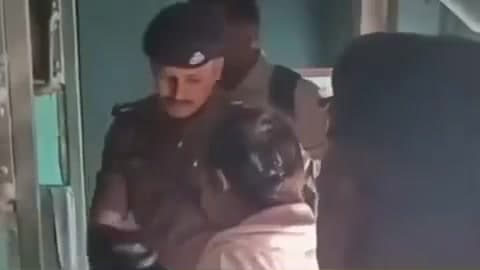 पंडौल: सकरी रेलवे स्टेशन के पास ट्रेन के डिब्बे में लगी आग