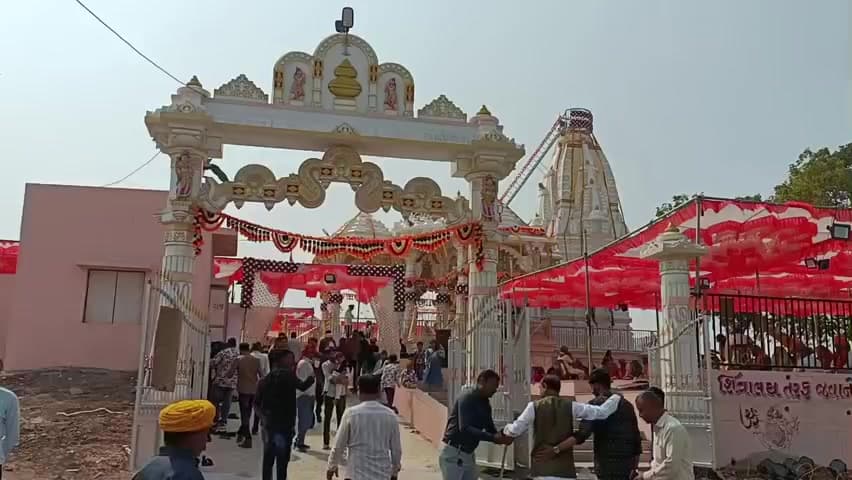 લખતર: લખતર ડેરવાળા ત્રિવસીય પ્રાણ પ્રતિષ્ઠા મહોત્સવ પ્રારંભ