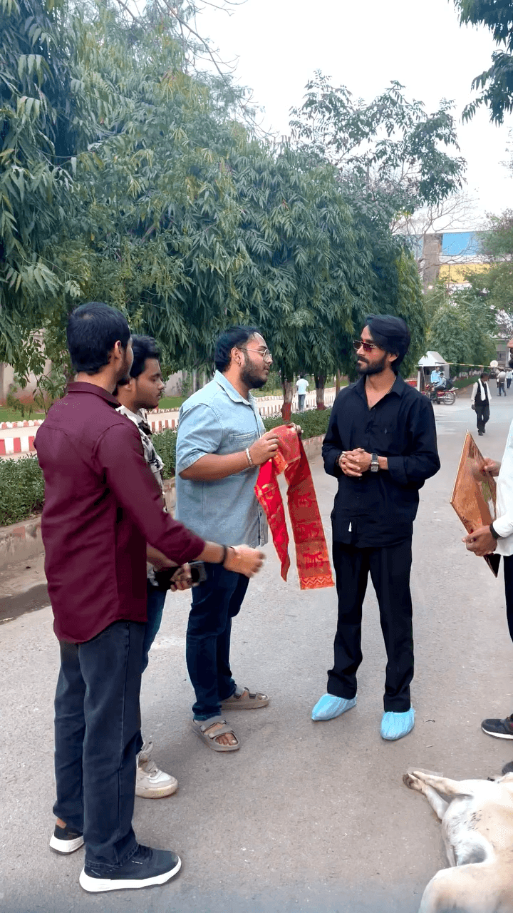 इतना प्यार और सम्मान देने के लिऐ मेरे  सभी भाईयो का आभार व्यक्त करता हु ..
#apsgurjar #bhaichara