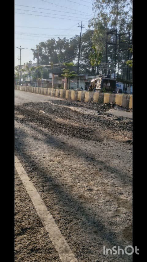 https://shuru.co.in/dl/oB6aVj

साथियों आज से करीला मेला का शुभारंभ हो गया है उसके बावजूद भी स्टेशन रोड की हालत