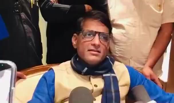 ग्वालियर किसी की बपौती नहीं.. 
नवग्रह मंदिर  सरकार के अधीन रहे..

#DamodarYadavMandal