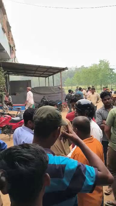 Supal जिला के अंतर्गत आने वाले मारौना के HP GAS 
agency पे हो रहा बीबड