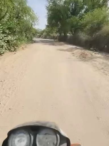 ग्राम पंचायत प्रलादपुरा तहसील चामू की मुख्य सड़क जिसकी हालत पिछले तीन सालों से ऐसी है ओर अभी तक कोई सुधार नहीं हुआ है