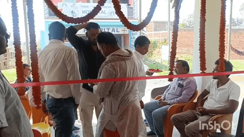 तेलो पशिचमी पंचायत के कोदगाहीर में खुला इलेक्ट्रिक मोटर गाड़ी का शोरूम आम जनों की खरीदारी करने में होगी सुविधा।
