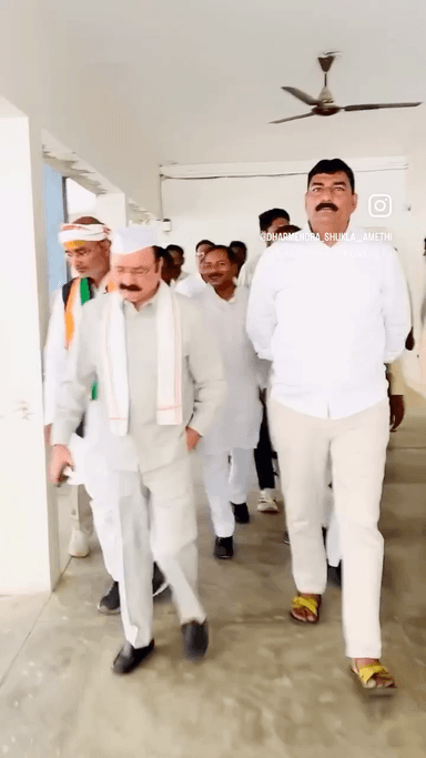 आज अमेठी के लोकप्रिय सांसद श्री किशोरी लाल शर्मा जी  के साथ विभिन्न कार्यक्रमों में
#KishoriLalSharma
#Amethi