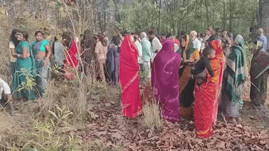 ⚠️ महुआ चुनने गई 55 वर्षीय सीता देवी की दर्दनाक मौत
🐘 जंगली हाथी ने पकड़कर पटक-पटक कर कुचला#kodermaन्यूज