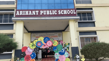 अरिहंत पब्लिक स्कूल में नर्सरी से कक्षा 11वीं तक की स्थानीय कक्षाओं के परीक्षा परिणाम घोषित कर दिए गए। 
 #resultday #arihantschool #bestschoolinchhanera