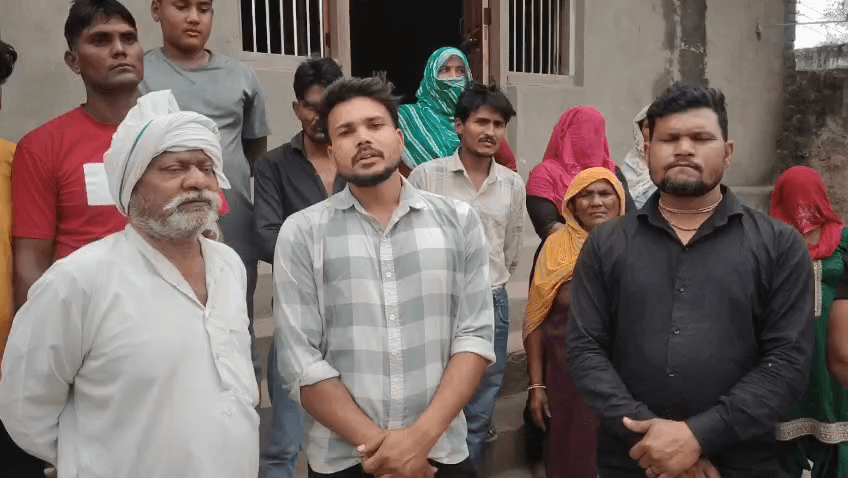 भिड़ूकी गांव में अरुण सरपंच वाल्मीकियों पर अत्याचार करते हुए 🥲