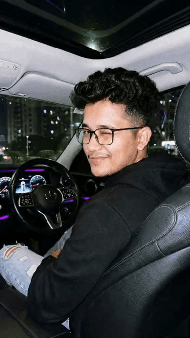 Mercedes-Benz GLC 300 Night Drive ✨ Kutu Ma Kutu Supari Dana | Nepali Vibes #MercedesBenz #GLC300 #LuxuryLifestyle
