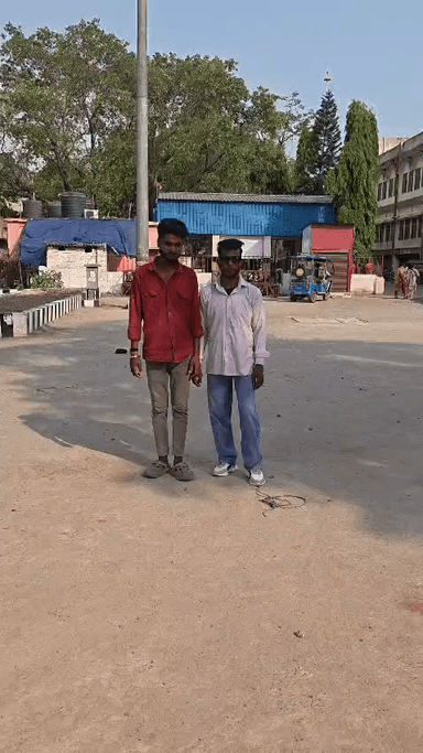 real Badal comedy aap log support kijiega video ko aage badhaie Apne Apne nij mein daliye
