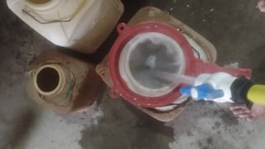 रुणजी गौतमपुरा में पिछले कुछ दिनों से आने वाला  पीने का पानी 🪱🐛
