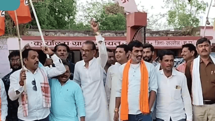 सेगांव: *सेगांव: बीजेपी की जीत पर कार्यकर्ताओं में जश्न का माहौल, जालमुड़ी बांटकर मनाई खुशी* #सेगावन्यूज़ #बंगाल #भाजपा #भाजपाई