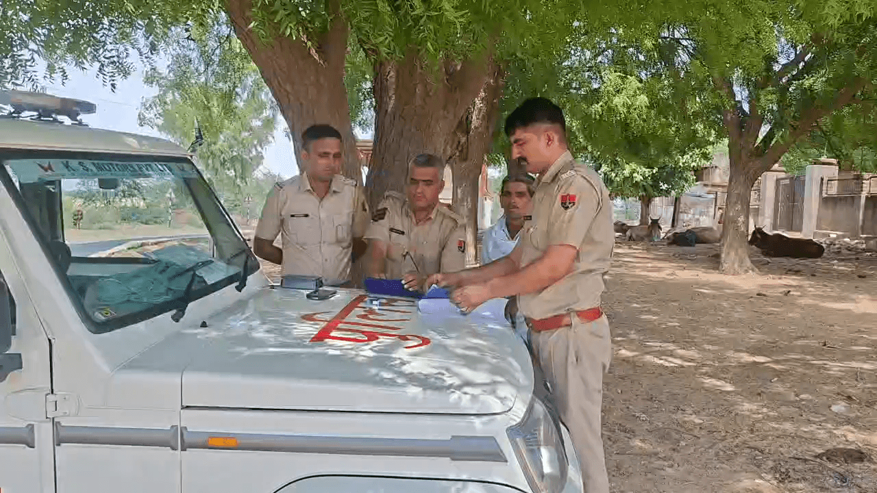 #ऑपरेशन_नीलकंठ: लूणकरणसर पुलिस की बड़ी कार्रवाई, 500 ग्राम अफीम के साथ जोधपुर का तस्कर गिरफ्तार
#लूणकरणसर, बीकानेर
