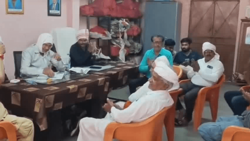 सेगांव: दैनिक बाजार ₹71 हजार, साप्ताहिक ₹1.81 लाख में ठेका आवंटित* #सेगावन्यूज़ #हाटबाजार #नीलामी #साप्ताहिक #ग्रामपंचायत