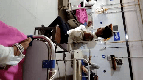 #Mukund mein palti bus#ke Ghayal vyakti 
#sanvaliya hospital mein admit hai