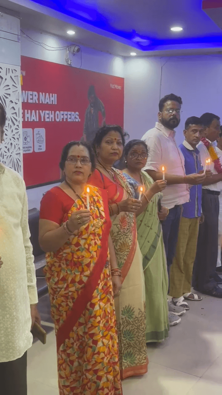 #इटावा।उत्तर प्रदेश उद्योग व्यापार मंडल के तत्वाधान में 26 मई को व्यापारी शहीद दिवस पर बाबा मॉल शास्त्री चौराहा पर बलिदा