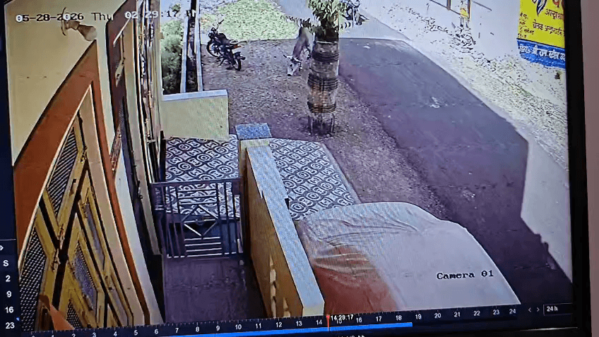 झालावाड़ जिले के भवानी मंडी मे चोरों के हौसले बुलन्द 
28/5/2026 को दिन की 2 बजे अनंत विहार कालोनी से बाइक RJ17CS 9920 
च