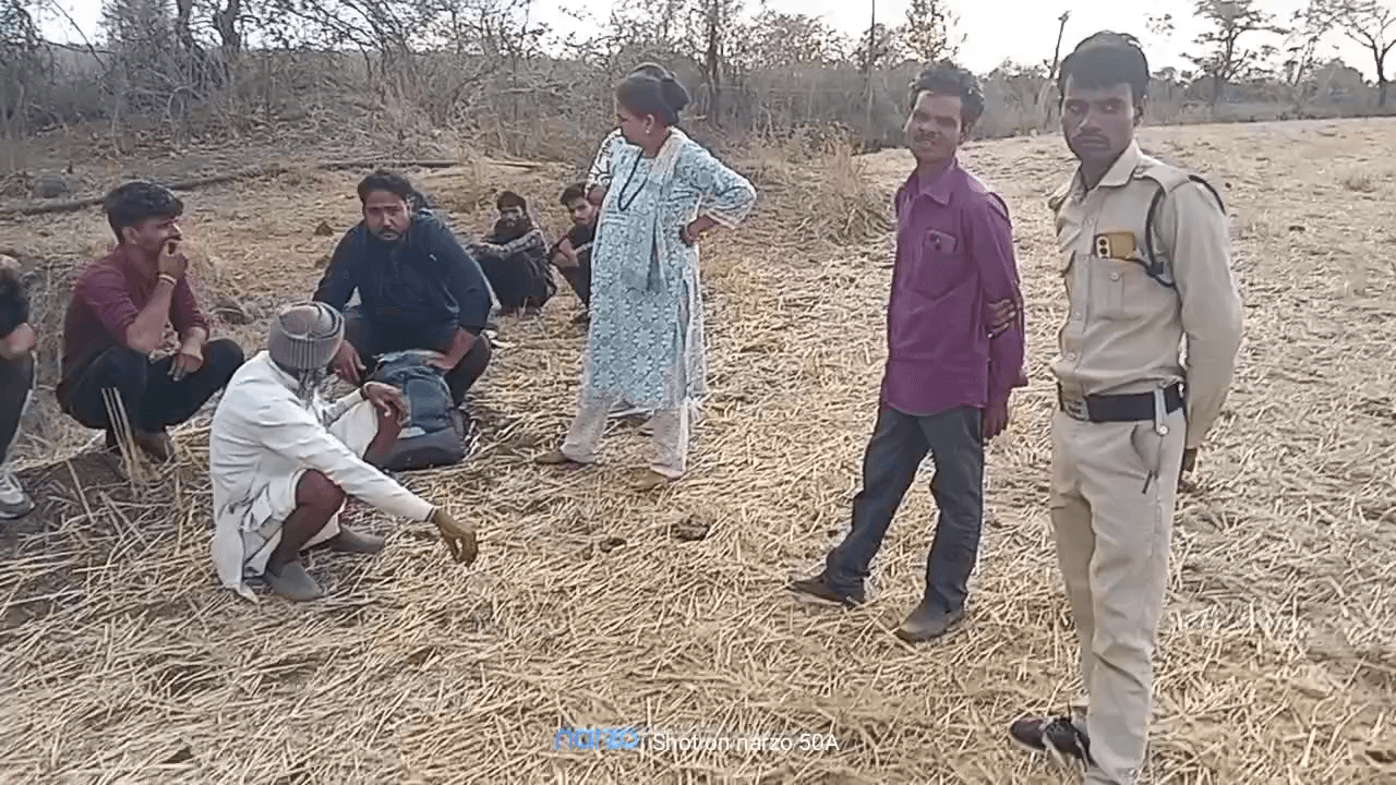 ग्राम झिरी तह: शमशाबाद का यह मामला है मेरा कब्जा वापसी का आदेश हो गया 8 / 7 / 2025  कब्जा नहीं हटवाया जा रहा है