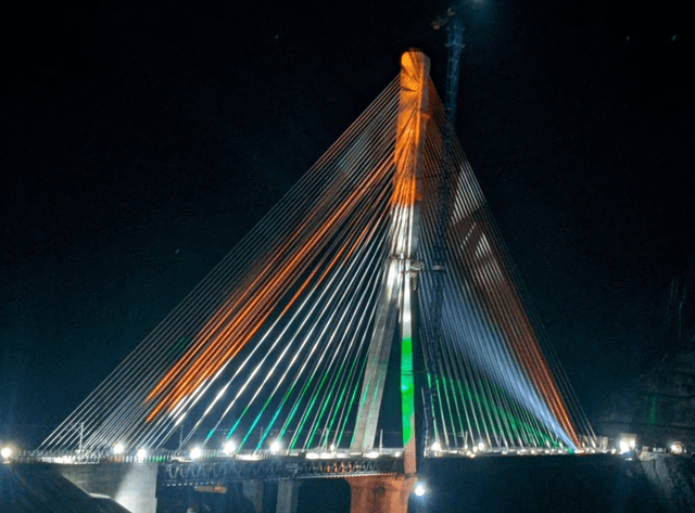 Anji Khad Bridge radiates beauty as we come together to commemorate the 78th <nis:link nis:type=tag nis:id=IndependenceDay2024 nis:value=IndependenceDay2024 nis:enabled=true nis:link/>. 🇮🇳