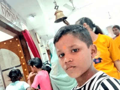 <nis:link nis:type=tag nis:id=यूपी nis:value=यूपी nis:enabled=true nis:link/> – जिला <nis:link nis:type=tag nis:id=गोरखपुर nis:value=गोरखपुर nis:enabled=true nis:link/> में 5वीं के छात्र कन्हैया चौरसिया की नाले में गिरने से मौत हो गई। 4 दिन पहले पापा ने साइकिल गिफ्ट की थी