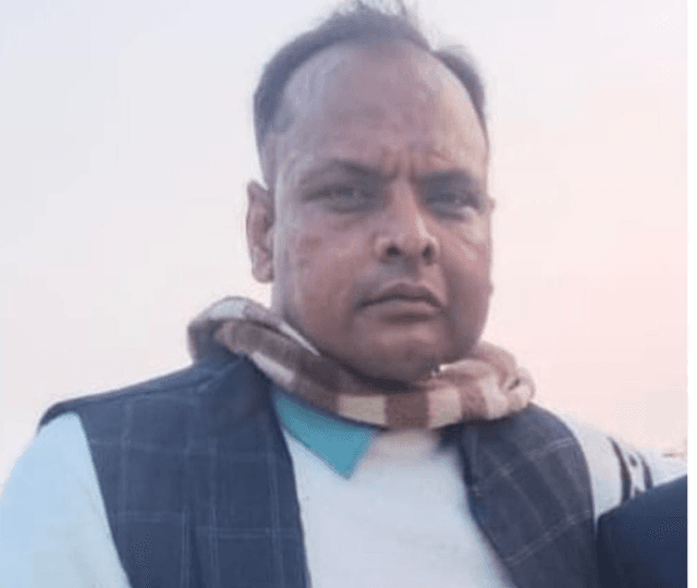 <nis:link nis:type=tag nis:id=बाराबंकी nis:value=बाराबंकी nis:enabled=true nis:link/> में तेज रफ्तार डंपर ने होमगार्ड जवान राम मिलन वर्मा (40) को रौंद दिया, जिससे उनकी लखनऊ ट्रामा सेंटर में इलाज के दौरान मौत हो गई।