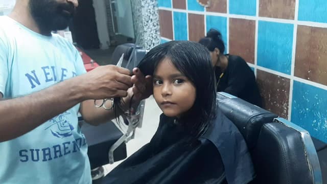 आजीवन छोटी कन्याओं की निशुल्क हेयर कटिंग के लिए संपर्क करे 
gopi hair unisex seloon
राम नगर मो 9571920314अजमेर