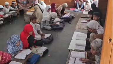 हरिद्वार: मदरसा दारुल उलूम रशीदिया में सभी मदरसा संचालकों ने बैठक कर सरकार से की मांग