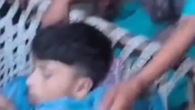 धनौरा: बछरायूं थाना क्षेत्र में बारात में गिरा बिजली का खंभा, दबने से एक किशोर की मौत, दूसरा गंभीर घायल