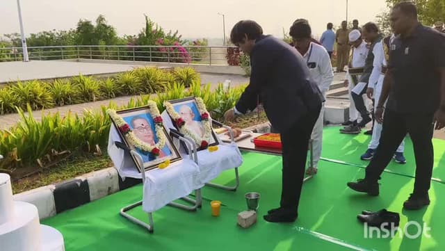 కొత్తగూడెం: తెలంగాణ ఆవిర్భావ దినోత్సవం సందర్భంగా ఐడిఓసి కార్యాలయంలో జాతీయ జెండాను ఆవిష్కరించిన జిల్లా కలెక్టర్ అంకిత్