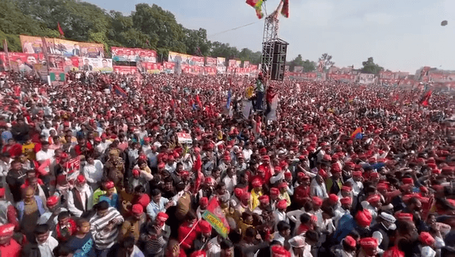 <nis:link nis:type=tag nis:id=जय_समाजवाद nis:value=जय_समाजवाद nis:enabled=true nis:link/>
<nis:link nis:type=tag nis:id=गंगवार nis:value=गंगवार nis:enabled=true nis:link/>
<nis:link nis:type=tag nis:id=अखिलेश_यादव nis:value=अखिलेश_यादव nis:enabled=true nis:link/>