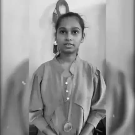 पुसौर, रायगढ़ की बेटी विधि भोसले ने रचा इतिहास
12वीं कक्षा में 98.20 प्रतिशत अंक हासिल कर पूरे प्रदेश में किया टॉप।
#CGBSEResults2023 
#CGKiShikshaKranti  #jashpur #chhattisgarh