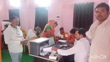 टीकमगढ़ जिले की बैंक संख्या में मुख्यमंत्री लाडली बहन योजना के बैंक के खाते में डीवीडी करवाए गए